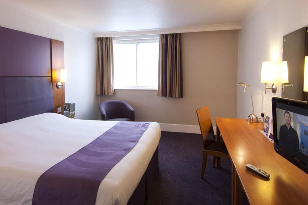 Premier Inn Newcastle Team Valley Gateshead Eksteriør billede