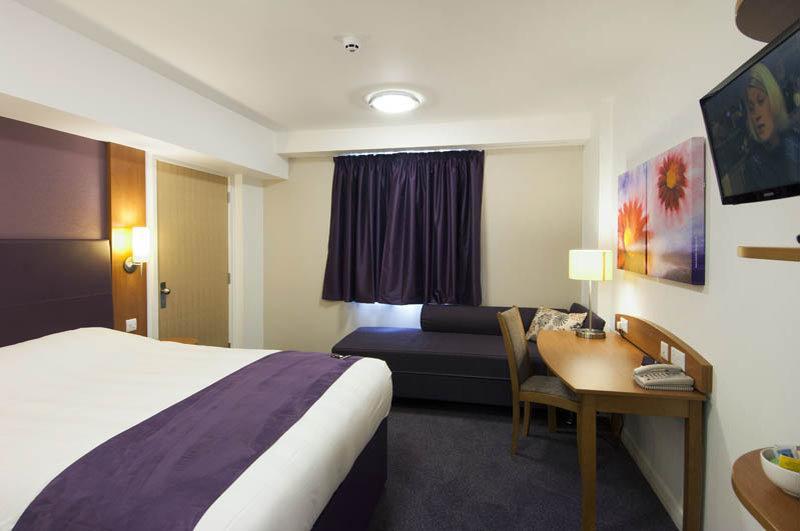 Premier Inn Newcastle Team Valley Gateshead Eksteriør billede